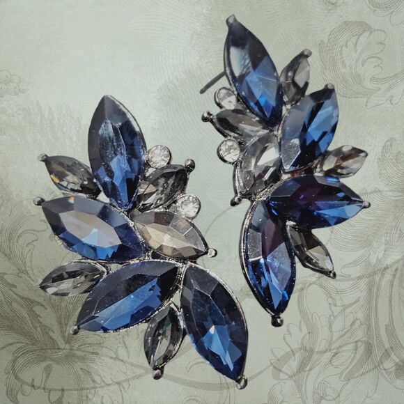 Retro Fancy Rhinestone Stud Earrings Woman's Drops Crystal Blue Cluster Dangle B - Picture 7 of 10